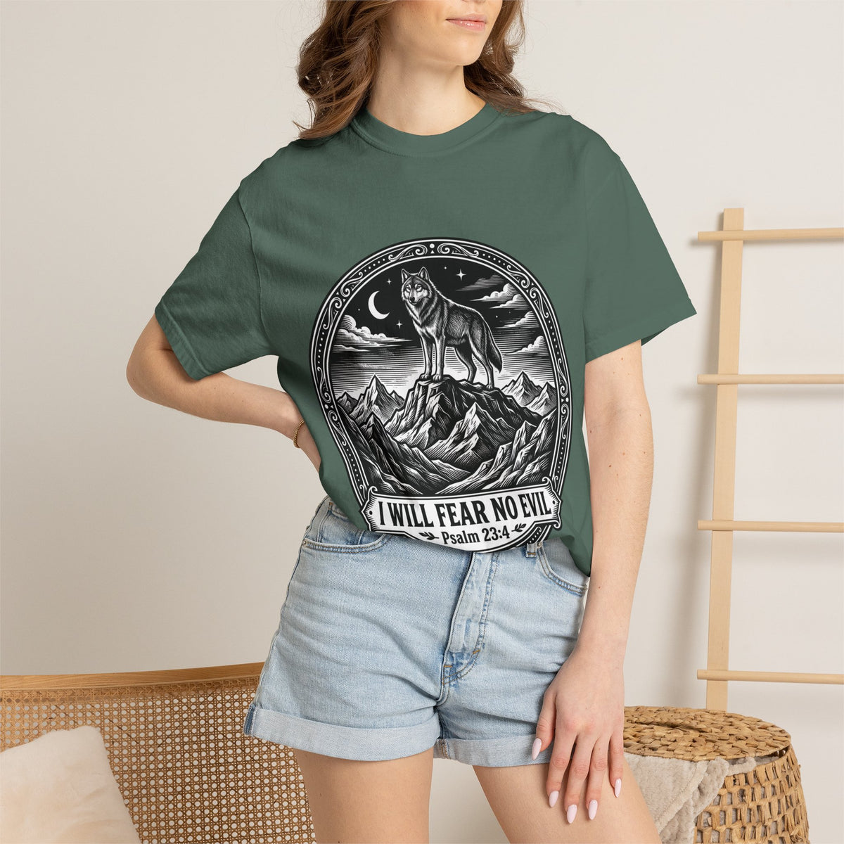Psalm 23:4 'I Will Fear No Evil' Wolf T-Shirt